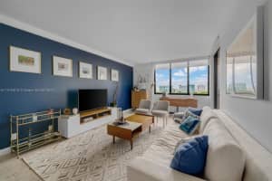 1581 Brickell Ave APT 707, Miami, FL 33129, Sold 10/02/23