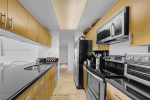 1581 Brickell Ave APT 707, Miami, FL 33129, Sold 10/02/23