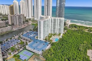 100 Bayview Dr APT 425, Sunny Isles Beach, FL 33160, Sold 01/23/24