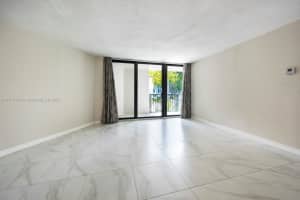 1301 River Reach Dr APT 114, Fort Lauderdale, FL 33315, Sold 09/29/23