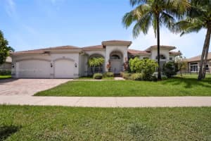 15201 SW 39th St, Davie, FL 33331, Sold 08/21/23