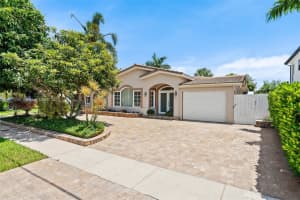 2330 NE 47th St, Lighthouse Point, FL 33064, Sold 09/07/23