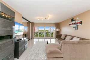3140 S Ocean Dr APT 611, Hallandale Beach, FL 33009, Sold 06/10/24