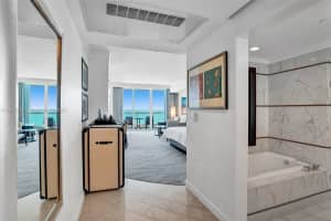 4391 Collins Ave #811, Miami Beach, FL 33140, Sold 01/08/24