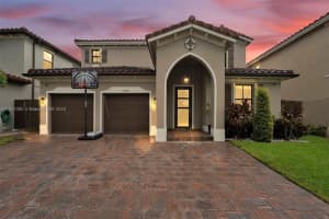 15210 SW 173rd Ln, Miami, FL 33187, Sold 10/27/23