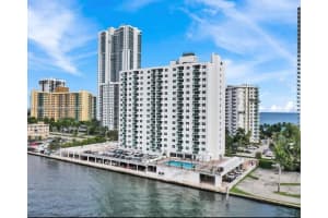 3000 S Ocean Dr APT 416, Hollywood, FL 33019, Sold 10/09/23