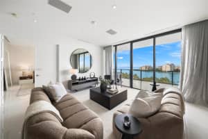 800 South Pointe Dr APT 903, Miami Beach, FL 33139, Sold 10/02/23