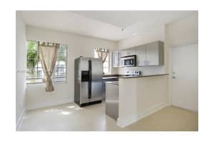 1000 Meridian Ave, Miami Beach, FL 33139, Sold 10/12/23