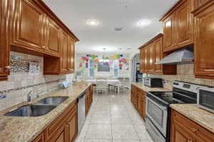 Greenacres, FL 33467, Sold 01/10/24
