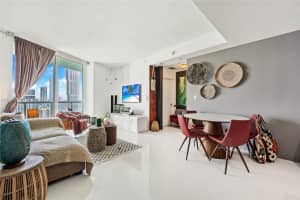 1900 N Bayshore Dr APT 2706, Miami, FL 33132, Sold 08/17/23