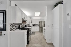 3140 S Ocean Dr APT 2402, Hallandale Beach, FL 33009, Sold 03/28/24