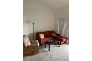 3453 NW 44th St APT 206, Lauderdale Lakes, FL 33309, Sold 01/29/24