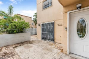 12025 SW 19th Ln APT 223, Miami, FL 33175, Sold 09/05/23