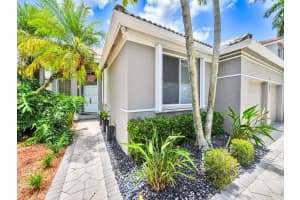 1210 Camellia Cir, Weston, FL 33326, Sold 08/23/23