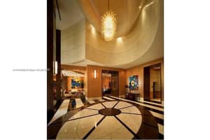 Vizcayne, 253 NE 2nd St APT 2604, Miami, FL 33132, Sold 08/23/23