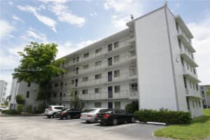 8610 N Sherman Cir APT 206, Miramar, FL 33025, Sold 08/08/23