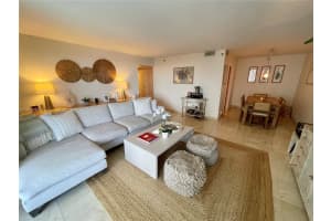 1541 Brickell Ave C807, Miami, FL 33129, Sold 01/30/24