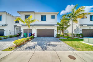 10816 SW 235th Ln, Princeton, FL 33032, Sold 09/21/23
