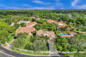 1955 Lakeshore Dr, Weston, FL 33326, Sold 08/29/23