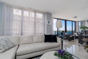 1925 Brickell Ave APT D1401, Miami, FL 33129, Sold 12/04/23