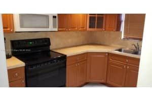 210 NW 87th Ave APT L214, Miami, FL 33172, Sold 11/07/23