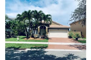 220 SW 203rd Ave, Pembroke Pines, FL 33029, Sold 08/30/23