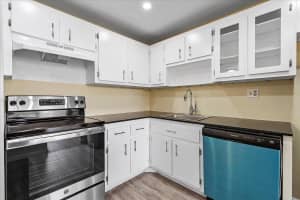 2771 Taft St APT 211, Hollywood, FL 33020, Sold 09/01/23