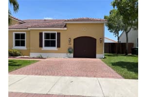 14965 SW 40th St, Miami, FL 33185, Sold 08/28/23