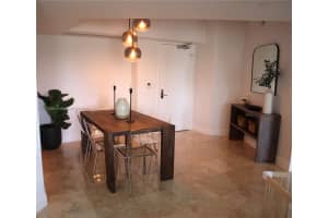 19900 E Country Club Dr APT 808, Aventura, FL 33180, Sold 09/12/23