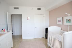 19900 E Country Club Dr APT 808, Aventura, FL 33180, Sold 09/12/23
