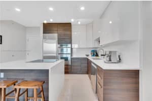 218 SE 14th St APT 1905, Miami, FL 33131, Sold 09/08/23