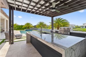6835 S Stillwater Shores Dr, Davie, FL 33314, Sold 10/17/23