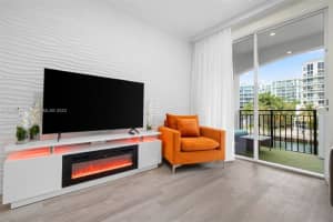 3135 NE 184th St APT 2303, Aventura, FL 33160, Sold 11/03/23