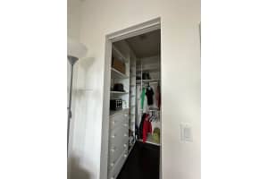 210 NW 109th Ave Apt 211, Miami, FL 33172, Sold 09/01/23