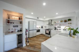 200 Diplomat Pkwy APT 820, Hallandale Beach, FL 33009, Sold 11/06/23