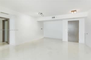 6365 Collins Ave APT 2602, Miami Beach, FL 33141, Sold 04/08/24