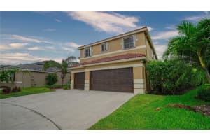 3815 Eagle Ct, Weston, FL 33331, Sold 10/18/23
