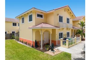7462 NW 180th Terrace, Hialeah, FL 33015, Sold 08/16/23