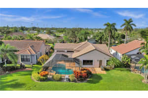 8831 Southern Orchard Rd S, Davie, FL 33328, Sold 11/30/23