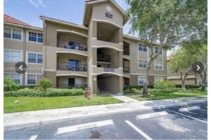 11630 SW 2nd St, Pembroke Pines, FL 33025, Sold 10/20/23