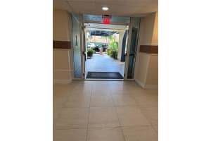 4550 NW 9th St #802e, Miami, FL 33126, Sold 09/13/23