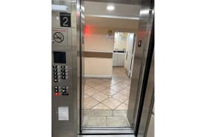 4550 NW 9th St #802e, Miami, FL 33126, Sold 09/13/23