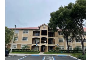 11650 SW 2nd St, Pembroke Pines, FL 33025, Sold 08/21/23