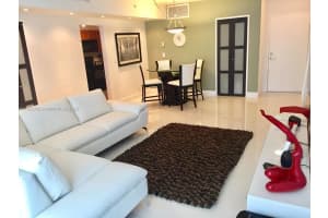 3001 S Ocean Dr APT 535, Hollywood, FL 33019, Sold 09/06/23