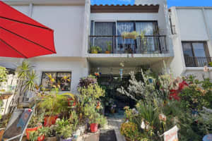 6502 Kendale Lakes Dr APT 206, Miami, FL 33183, Sold 11/13/23