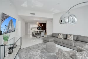 851 NE 1st Ave #2103, Miami, FL 33132, Sold 09/14/23