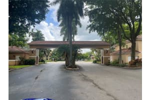 11201 Lakeview Dr 48 m, Coral Springs, FL 33071, Sold 02/27/24
