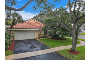 9701 NW 18th Ct, Plantation, FL 33322, Sold 08/18/23