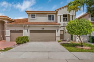 874 NW 131st Ave, Pembroke Pines, FL 33028, Sold 08/28/23