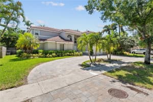 3309 Washington Ln, Hollywood, FL 33026, Sold 09/12/23